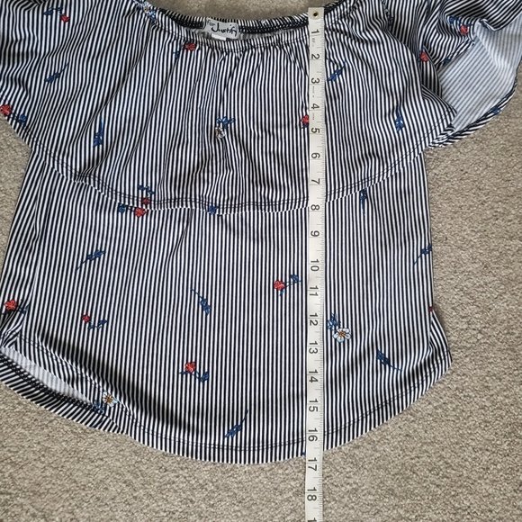 J for Justify Top - Picture 5 of 10